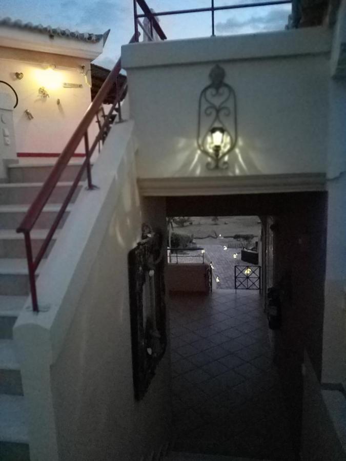 Malindi Rooms Porto Heli Bagian luar foto