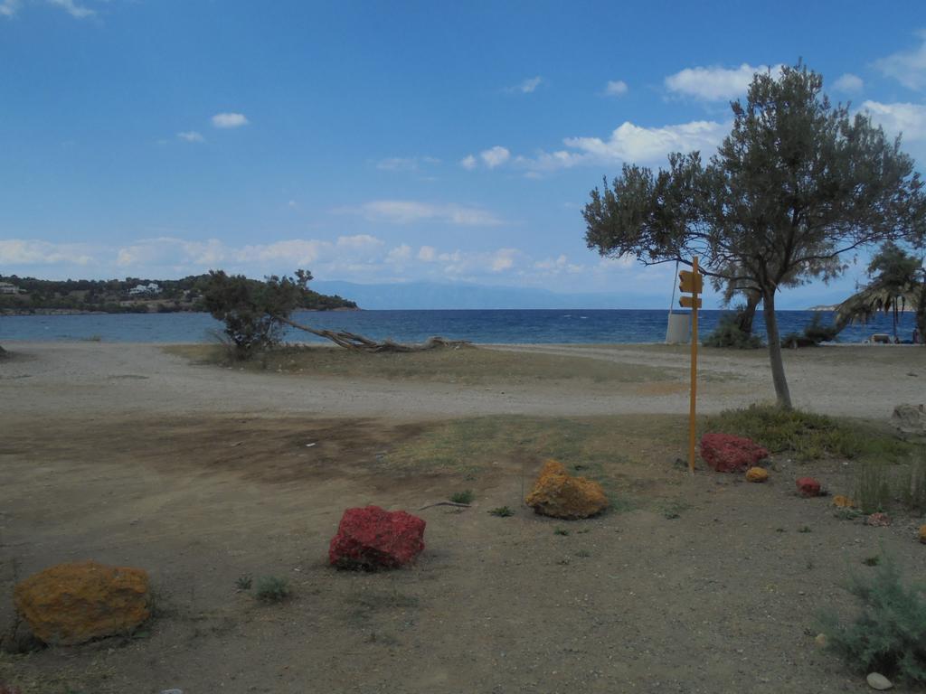 Malindi Rooms Porto Heli Bagian luar foto