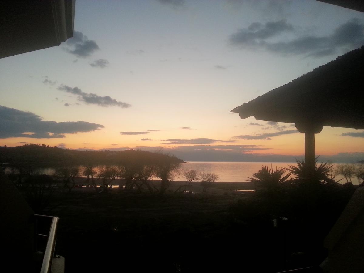 Malindi Rooms Porto Heli Bagian luar foto