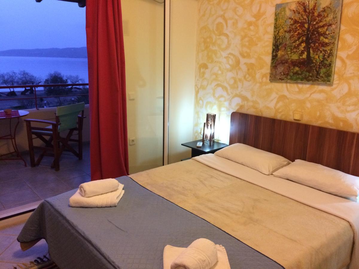 Malindi Rooms Porto Heli Bagian luar foto